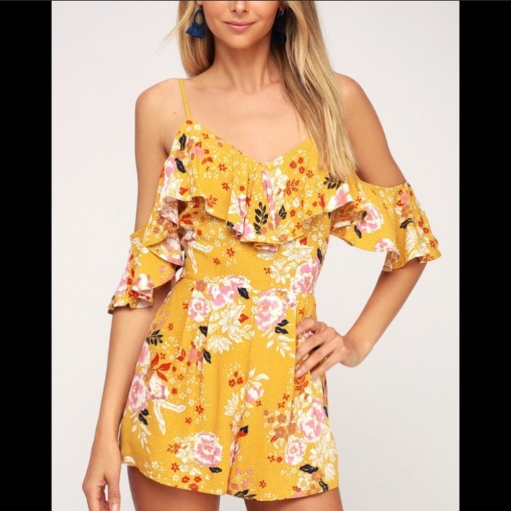 NWT MUSTARD YELLOW FLORAL PRINT ROMPER